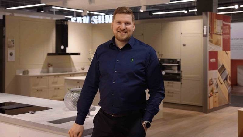 Gigantti vähentää hävikkiä ja kasvattaa myyntiä Huutokaupat.comin avulla